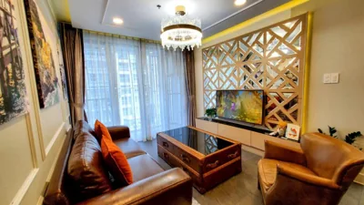 Apartamento con vistas a la piscina — Scenic Valley Suite